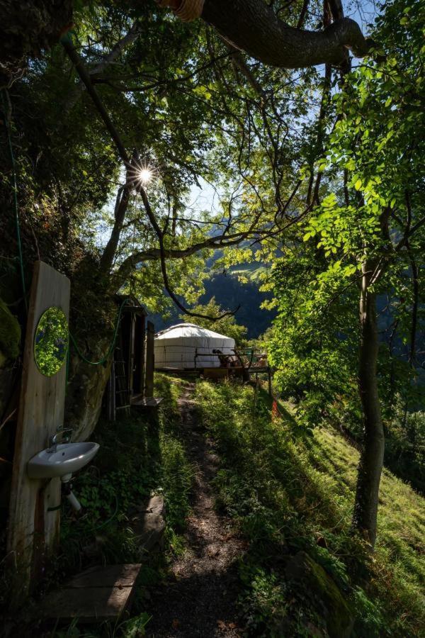 Luxury tent Panorama Jurte Ueber Dem Uri-see A *