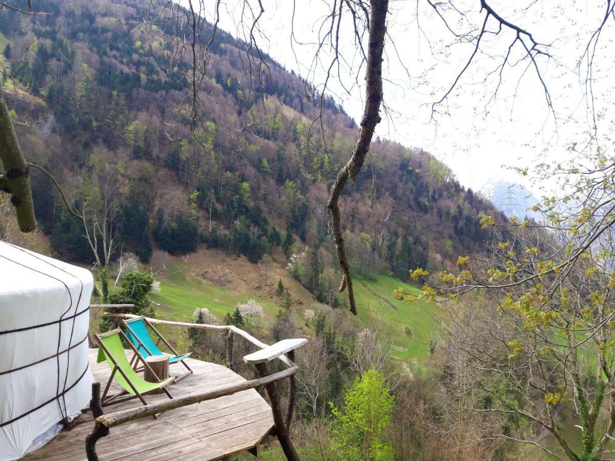 Luxury tent Panorama Jurte Ueber Dem Uri-see A *