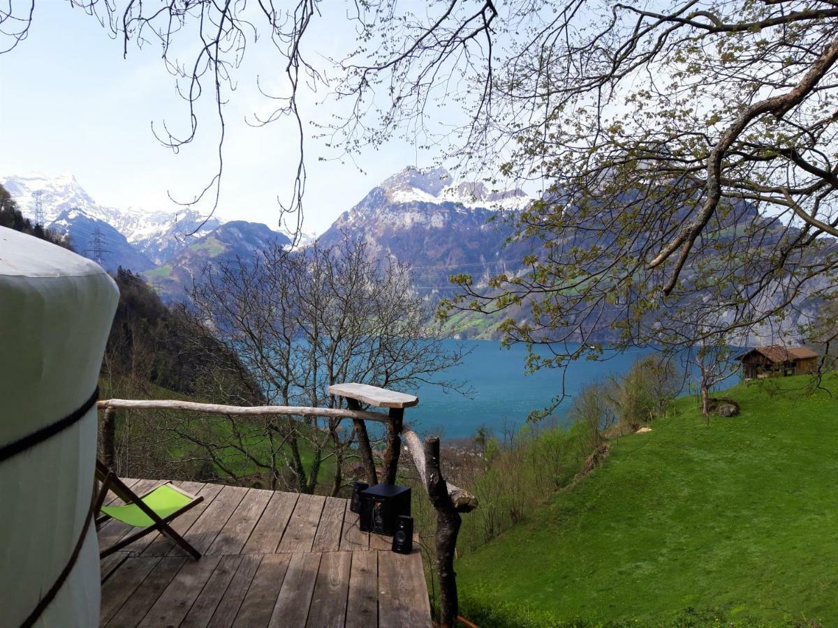 Luxury tent Panorama Jurte Ueber Dem Uri-see A